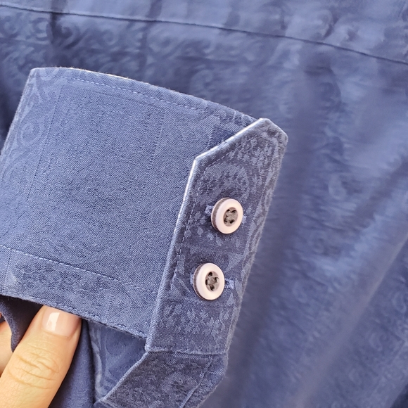 Robert Graham Blue Button down - Picture 3 of 6